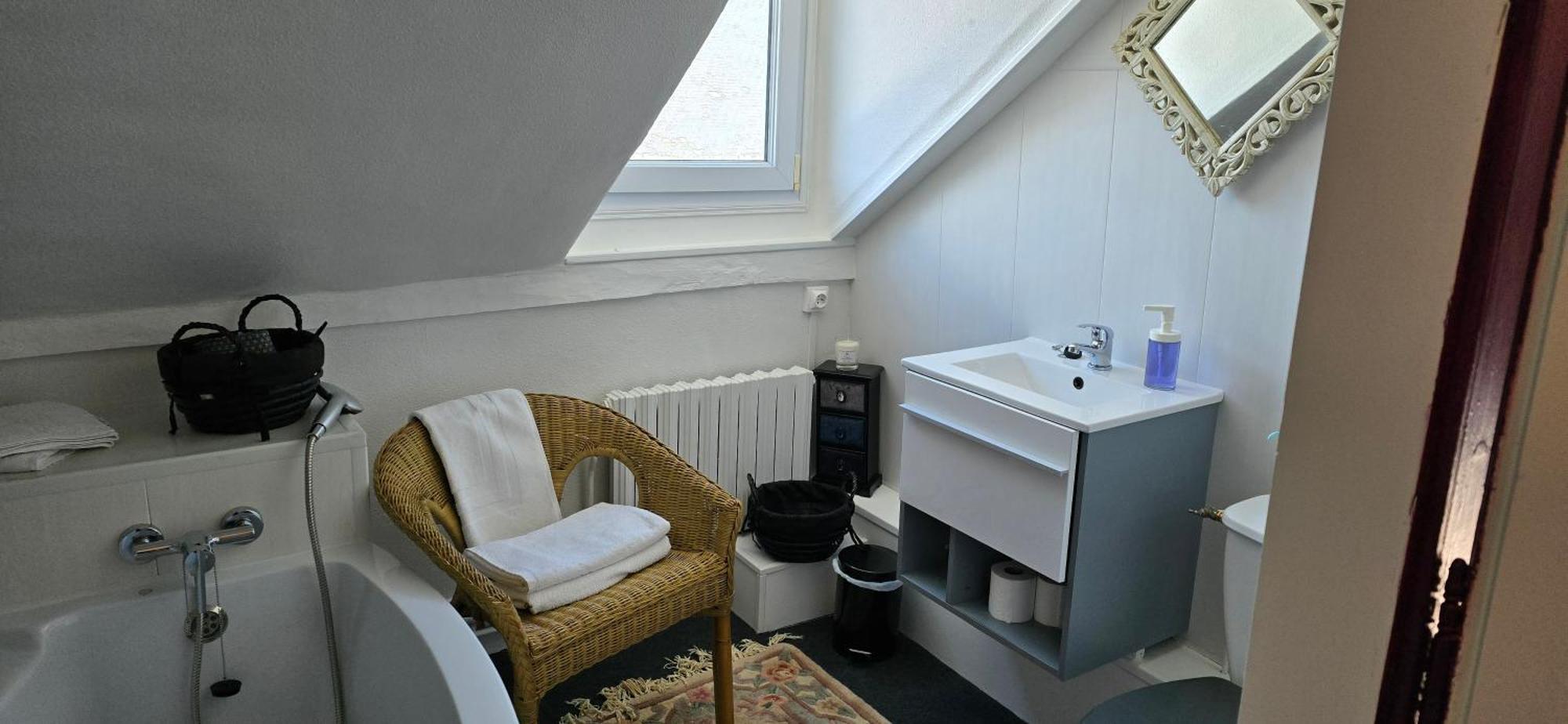 La Cour Du Puits Chambre Victor Cormeilles  ภายนอก รูปภาพ